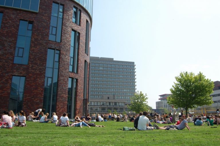 VU Holland Scholarship Programme For International Students At Vrije Universiteit Amsterdam, The Netherlands - 2018