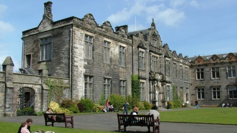 Accommodation Awards At University Of St. Andrews - UK