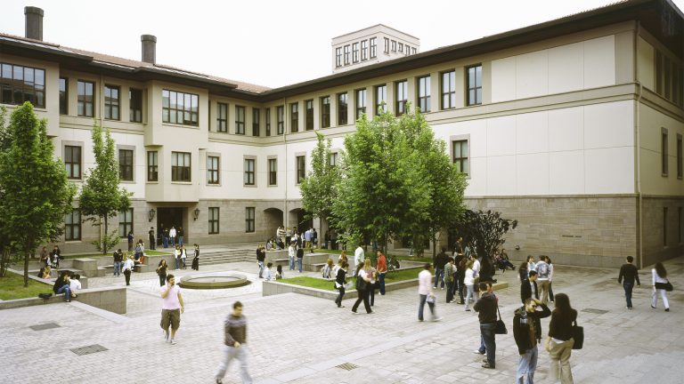 International Scholarships At Koç University - Turkey