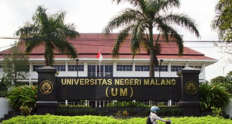 Study In Indonesia: UM-ISS International Student Scholarships